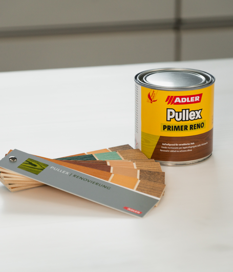 Migliorato sotto ogni punto di vista: Pullex Primer-Reno è il fondo perfetto per un rinnovo del legno davvero impressionante. | © ADLER