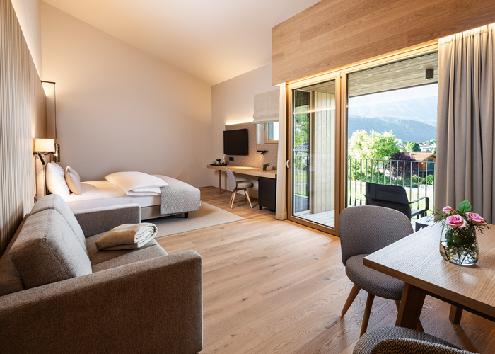 ... e le suite del nuovo boutique hotel Mitterhart garantiscono un'atmosfera tranquilla e armoniosa. | © Schloss & Boutiquehotel Mitterhart / David Innerhofer