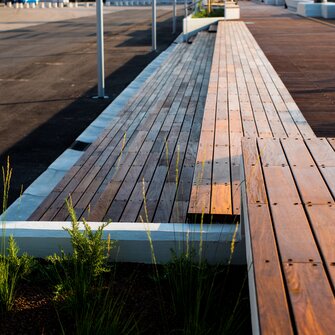 L'olio ADLER Pullex Bodenöl garantisce un'ottima stabilità del colore e un'eccellente resistenza alle intemperie. | © ADLER | Foto: Alici