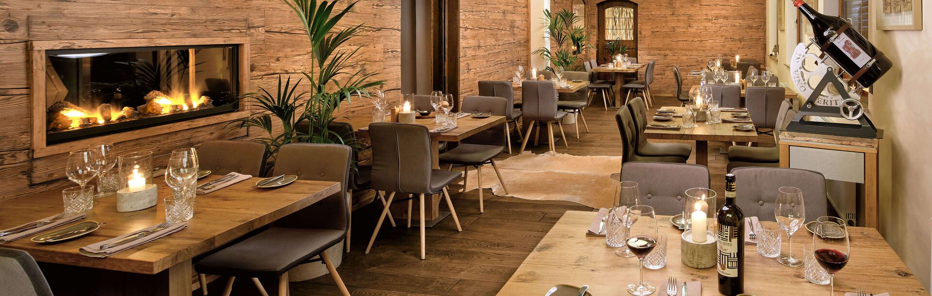 I decori in legno antico di Stainer Sun Wood rappresentano un'opzione interessante per l'arredamento d'interni, come in questo caso presso l'Hotel Neo Linde di Esslingen. | © Stainer Sun Wood