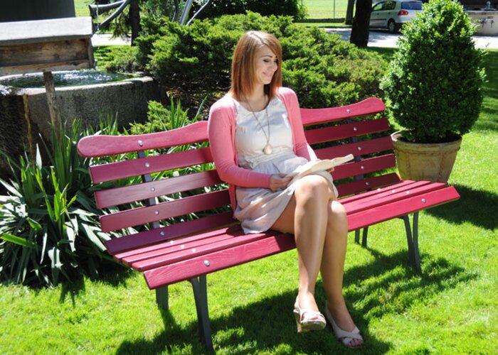 ... e invita a passare del tempo nel proprio giardino. 