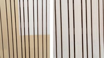 Il confronto ti rende sicuro: Mentre il legno non trattato (a sinistra) molto esposto al sole ingiallisce, la superficie (a destra) rivestita con Lignovit Interior UV 100 mantiene la sua bellezza naturale anche dopo cinque mesi di esposizione al sole. (Foto: ADLER)