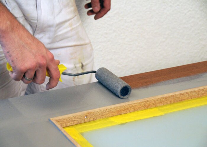 Passo 4: Applicare la prima mano