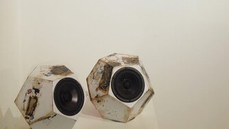 Questo amplificatore è stato creato in collaborazione con l’artista Michael Reinmann