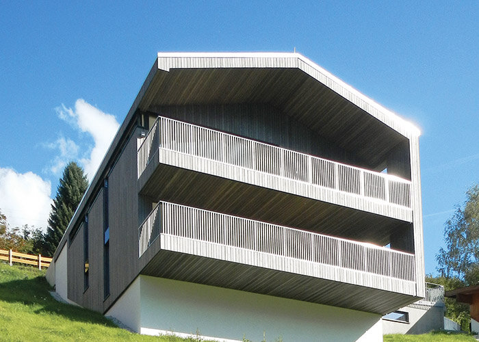 La casa verniciata con Pullex Silverwood. Foto: Sitka Kaserer Architekten