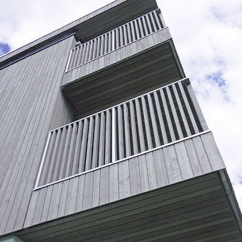 Alpino ma moderno - grazie a Pullex Silverwood. Foto: Sitka Kaserer Architekten