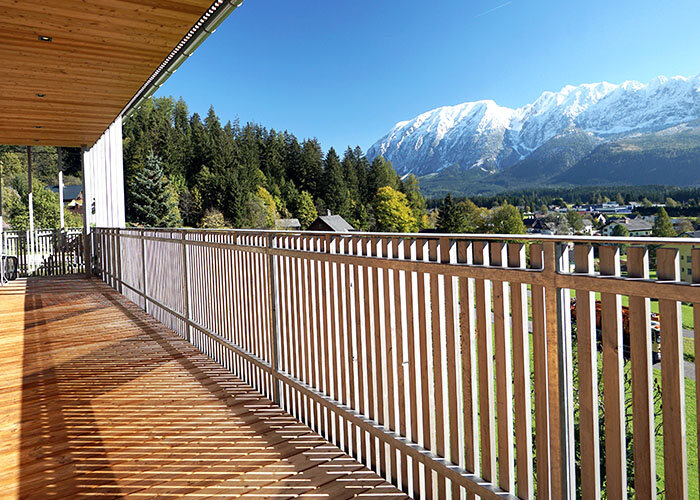 Il panorama sul vicinissimo comprensorio sciistico del Berglandschaft von Bad Mitterndorf. Fotografie: Caroline Rodlauer, Heimo Salzger